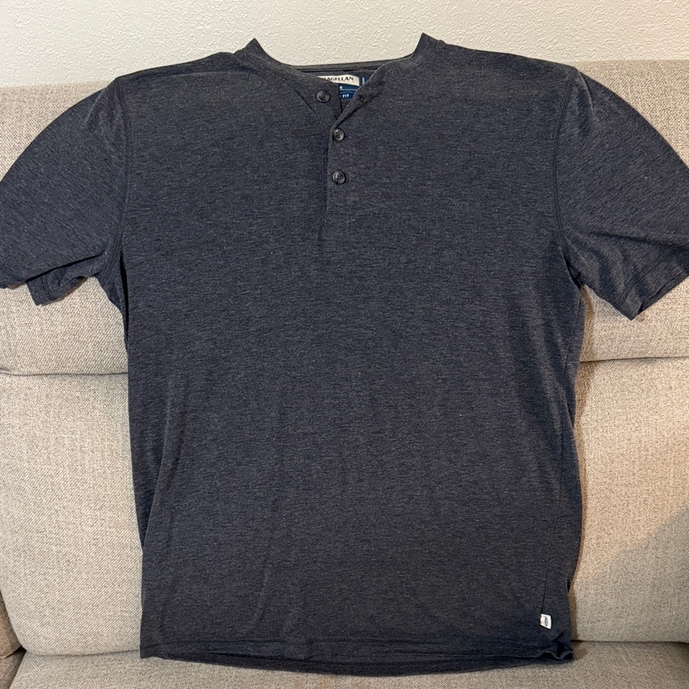 Magellan Outdoors Charcoal Short Sleeve Henley